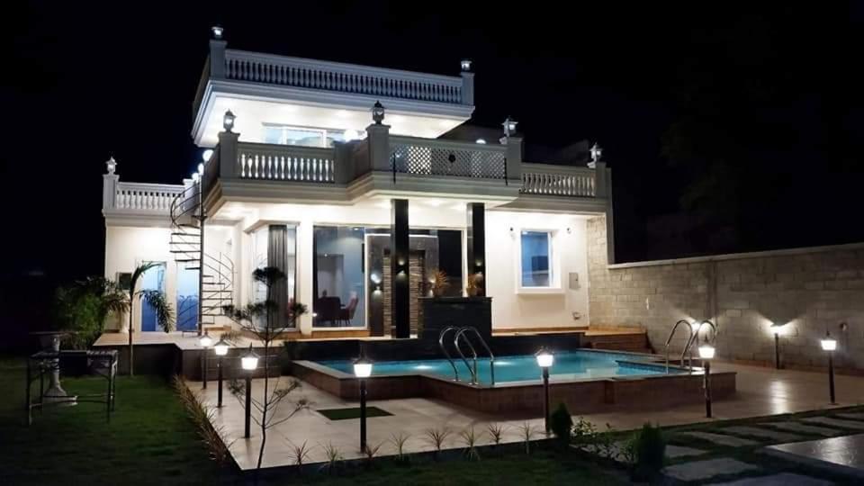 Greystone Villa, Swiming Pool , Bbq , Big Garden, Pool Table, Party Speaker, Bathtub, Kitchen, 15Mins To Golden Temple 阿姆利则 外观 照片